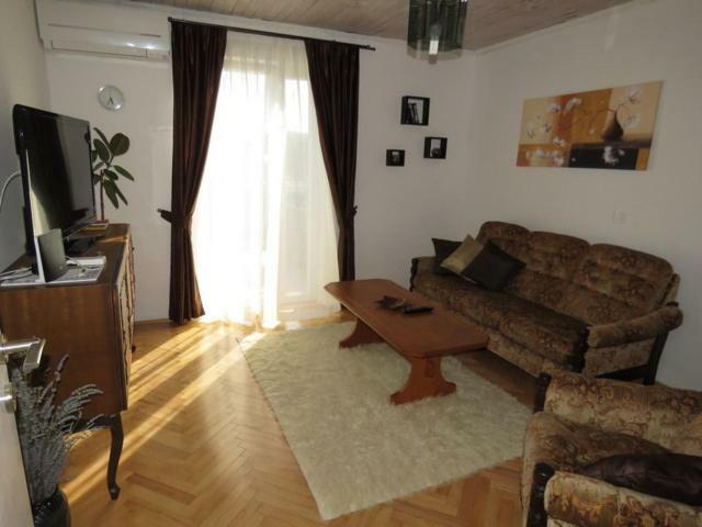 Apartment Tireli ラビン エクステリア 写真